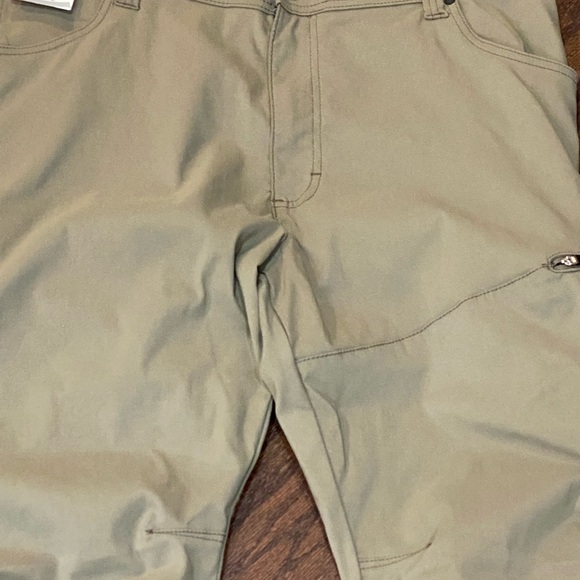 Wrangler Straight Fit Tech Pants Brown Hiking Work Pants NWT multiple sizes - Picture 9 of 10
